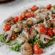 Куриные шашлычки с овощами